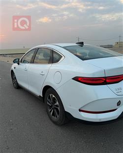 بي واي دي Qin Plus
